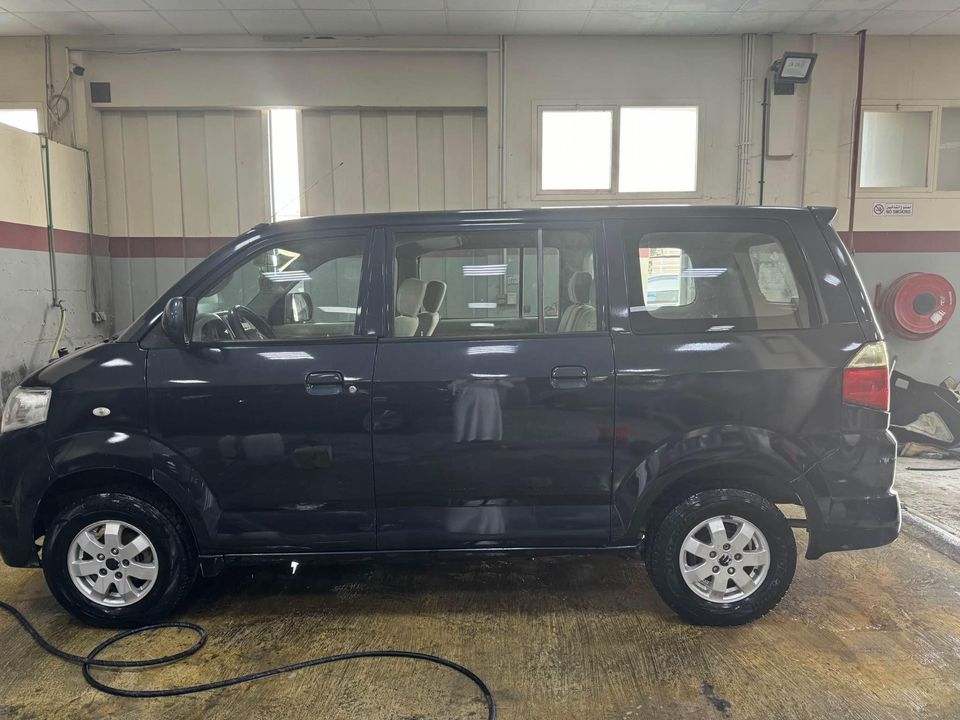 Used Suzuki APV Van 2013