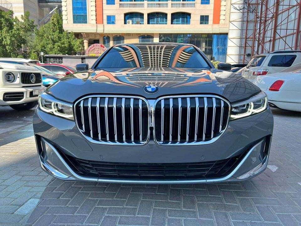 Used BMW 740i 2022 Dubai