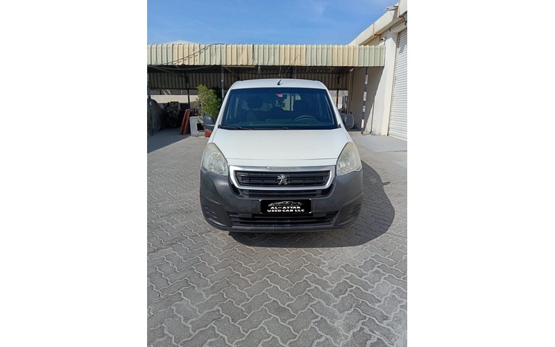 Used Peugeot Partner 2018 Dubai
