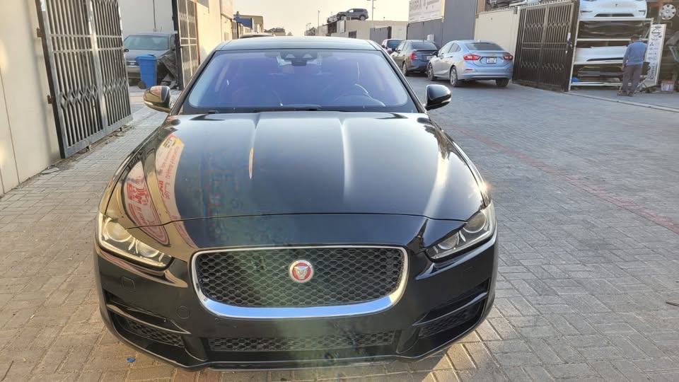 Used Jaguar XE Prestige 2017