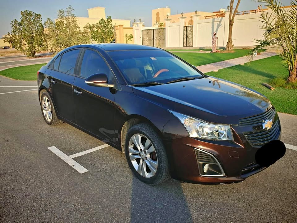 Used Chevrolet Cruze 2014 Abu Dhabi