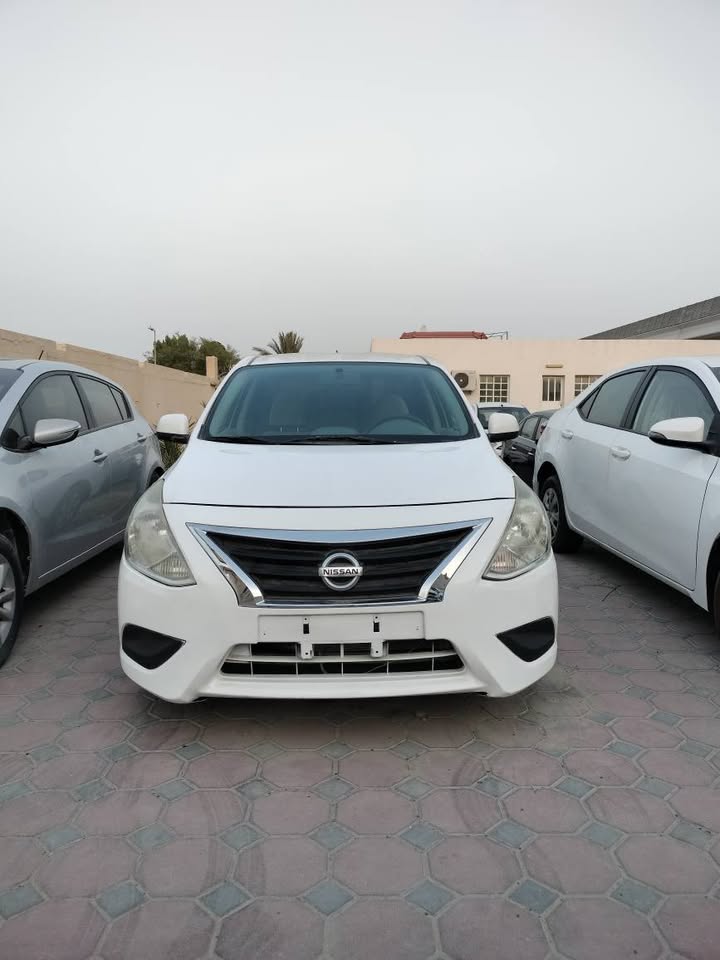 Used Nissan Sunny 2012