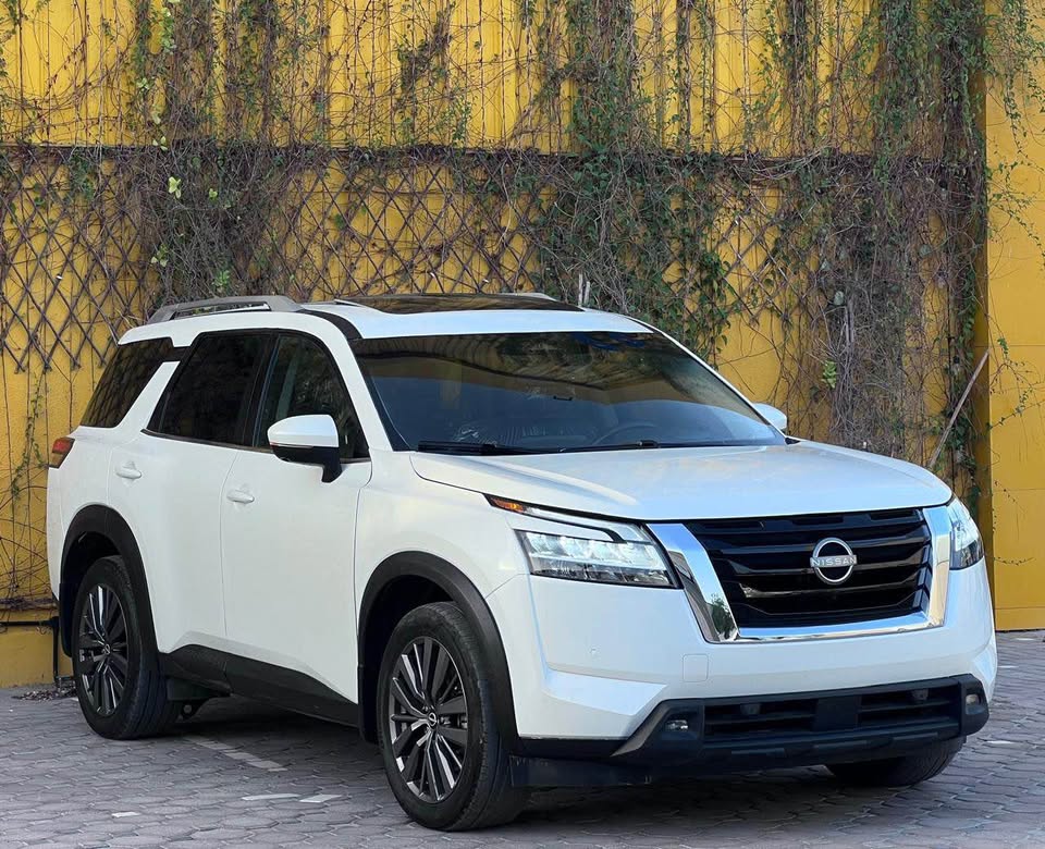 Used Nissan Pathfinder 2022