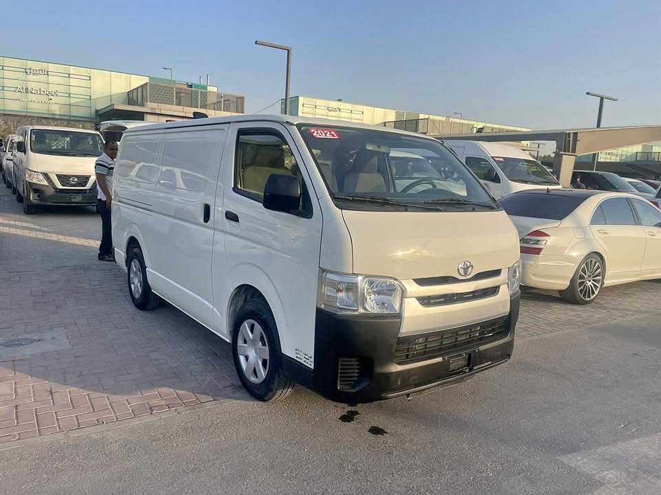 Used Toyota Hiace 2021