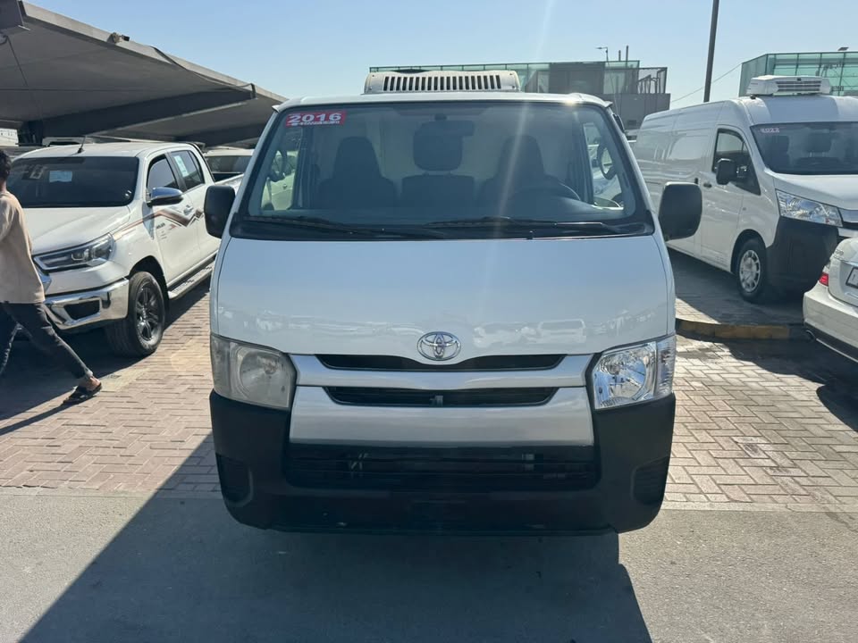 Used Toyota Hiace 2016