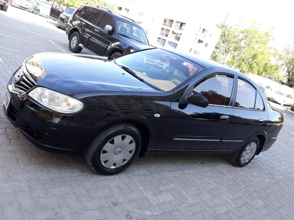 Used Nissan Sunny 2011